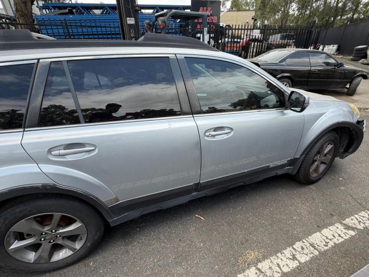 subaru Outback 2013 Parts & Wrecking