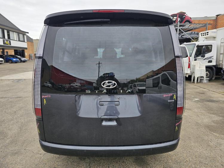 hyundai Staria 2.2DT D4HB 8 SPD AUTO AWD 8 SEATER WAGON ELITE Sep 2022 Parts & Wrecking