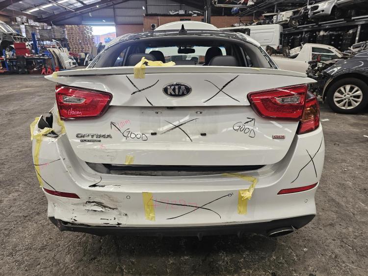 kia Optima 2.4L G4KJ 6 SPD AUTO FWD PLATINUM Apr 2014 Parts & Wrecking