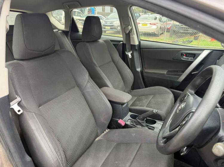 toyota Corolla ZRE 2013 Parts & Wrecking