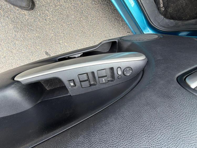 mazda 2 2012 Parts & Wrecking