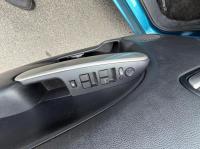 2012 Mazda 2 image 9