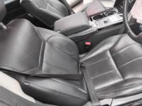 2017 Land Rover Discovery 2.0 SD4 HSE L462 image 9