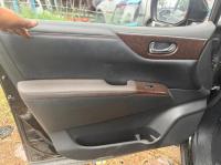 2017 Nissan Elgrand image 9