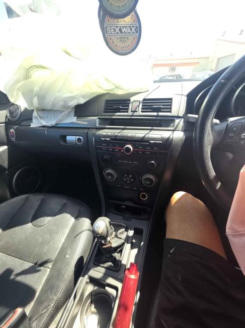 mazda 3 3 2005 Parts & Wrecking