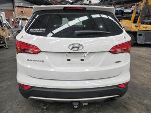 2014 Hyundai Santa Fe DM I - 2.2DT D4HB AUTO 6SPD 4WD HIGHLANDER image 9