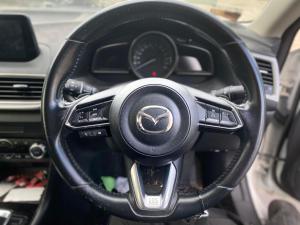 2018 Mazda 3 BN image 9