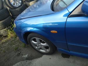 2002 Mazda 323 BJ image 9