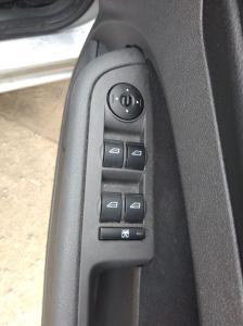 2007 Ford Focus LS image 9