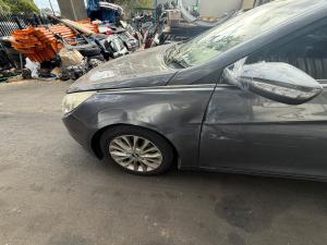 2012 Hyundai I45 image 9