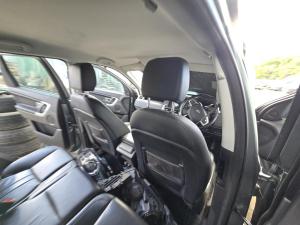 2016 Land Rover Discovery Sport L550 SD4 HSE image 9