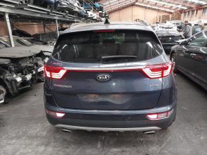 2017 Kia Sportage 2.4L G4KJ AUTO 6SPD AWD GT-LINE QL image 9