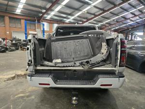 2022 Gwm Cannon 2.0DT GW4D20M AUTO 8SPD 4WD DUAL CAB image 9