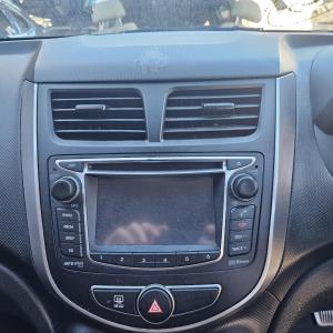 2015 Hyundai Accent RB image 9