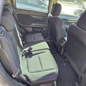 2019 Mitsubishi Outlander ZL image 9