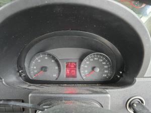 2010 Volkswagen Crafter 35 MWB image 9