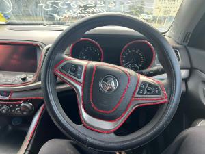 2014 Holden Commodore VF image 9