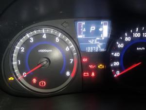 2017 Hyundai Accent image 9