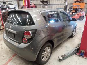 2014 Holden Barina image 9