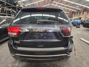 2011 Jeep Grand Cherokee 3.6L AUTO 5SPD AWD LAREDO WK image 9