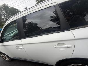 2013 Mitsubishi Outlander image 9