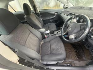 2007 Toyota Corolla image 9