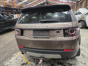 2017 Land Rover Discovery Sport L550 2.0DT 224DT AJ200 AUTO 9SPD AWD TD4 180 HS image 9