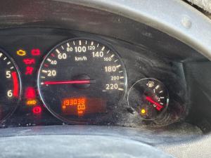 2012 Nissan Navara D40 ST-X 550 image 9