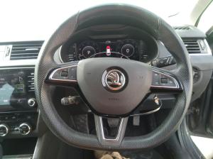 2020 Skoda Octavia NE image 9