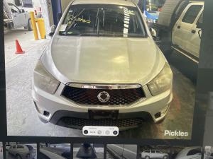 2014 Ssangyong Actyon image 9