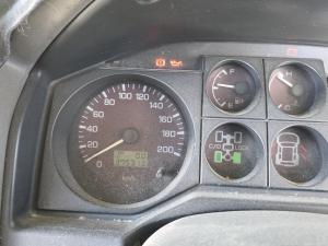 2002 Mitsubishi Pajero NM GLS image 9